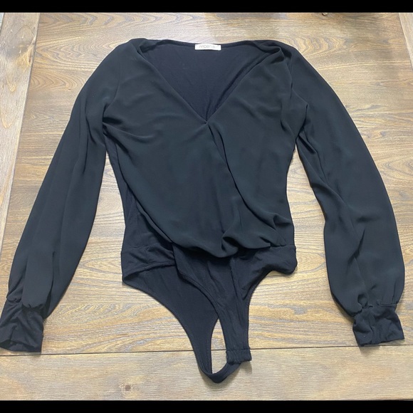 Arden B Black Bodysuit - Picture 1 of 3